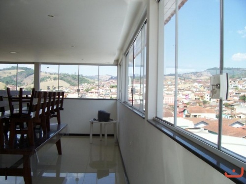 Residência em Incolor 08 mm