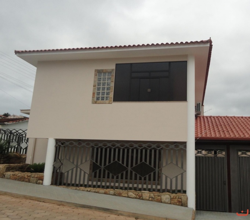 Residência em Fumê 08 mm