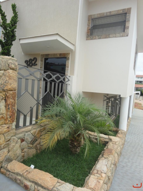 Residência em Fumê 08 mm